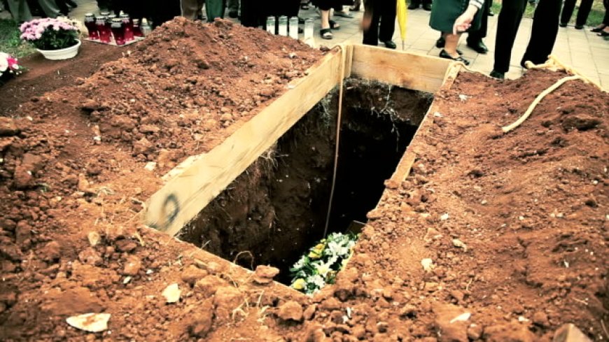 Mali uvod u smrt: sahranjivanje